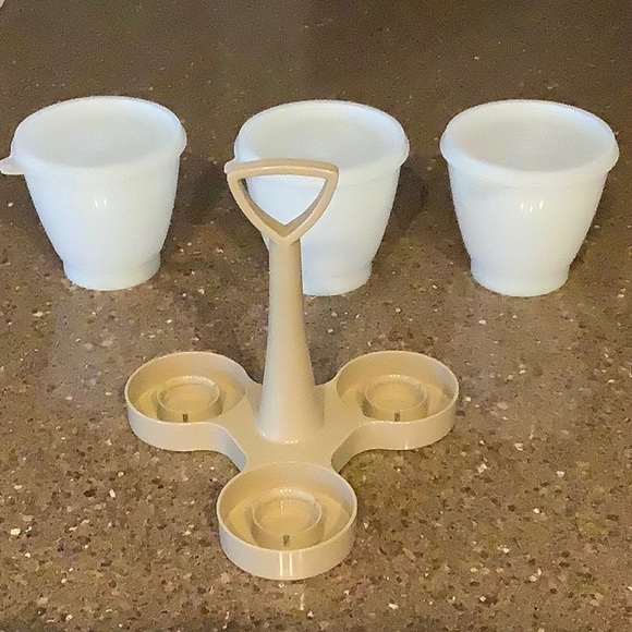 VintageTupperware condiment/snack server - Picture 4 of 6